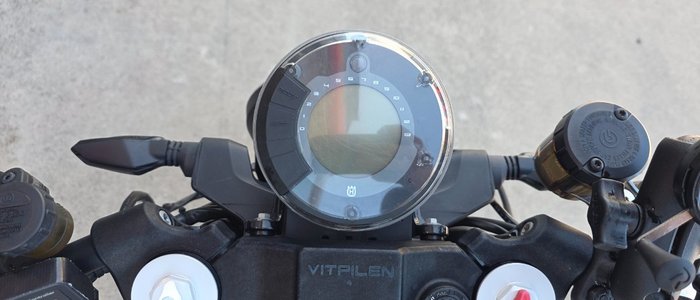 2018 HUSQVARNA VITPILEN 701 GREY