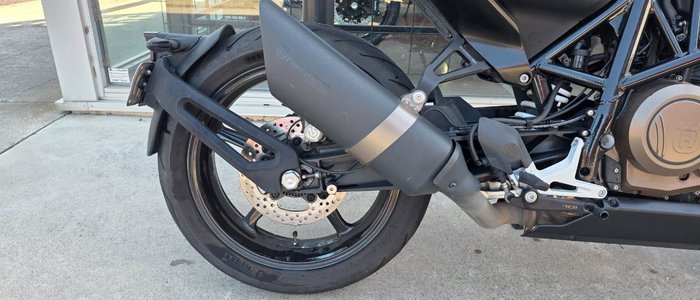 2018 HUSQVARNA VITPILEN 701 GREY