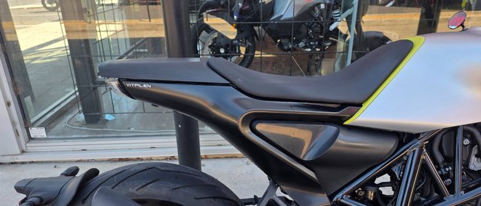 2018 HUSQVARNA VITPILEN 701 GREY