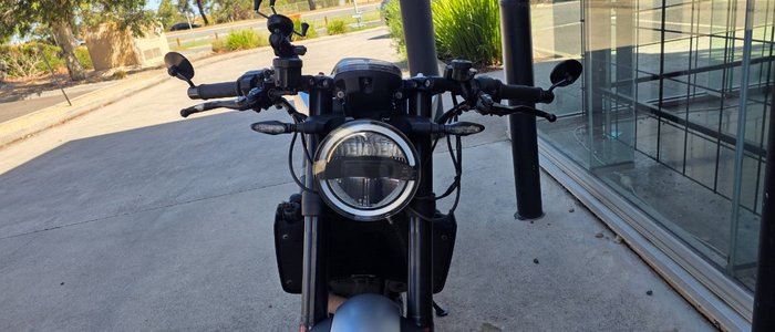 2018 HUSQVARNA VITPILEN 701 GREY