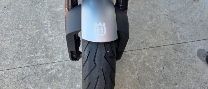 2018 HUSQVARNA VITPILEN 701 GREY