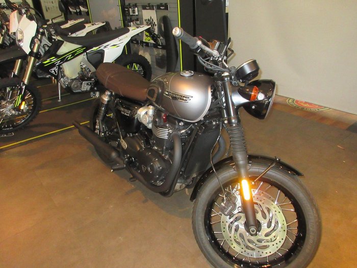 2025 Triumph Bonneville T120 Black Bonneville