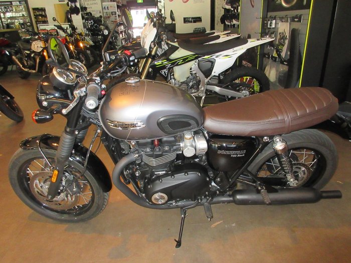 2025 Triumph Bonneville T120 Black Bonneville