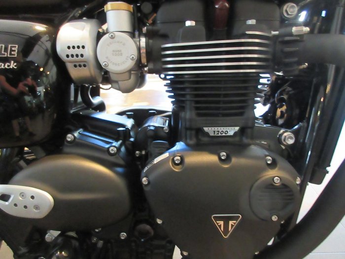 2025 Triumph Bonneville T120 Black Bonneville