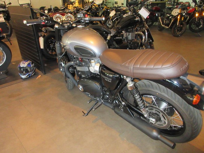 2025 Triumph Bonneville T120 Black Bonneville