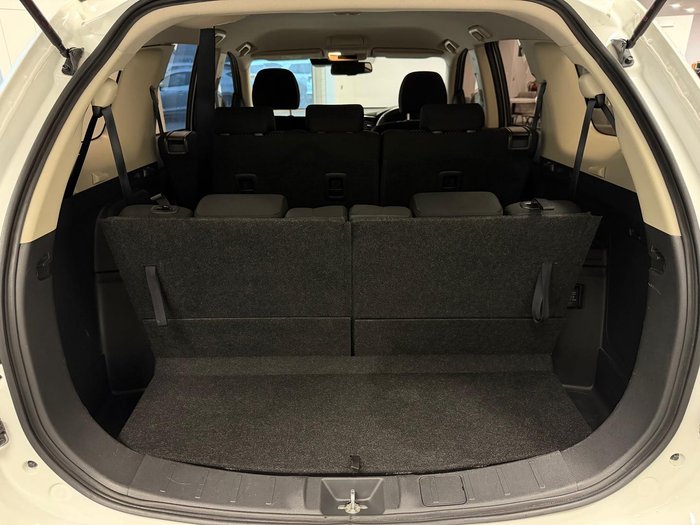 2019 Mitsubishi Outlander ES