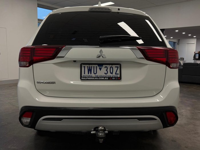 2019 Mitsubishi Outlander ES