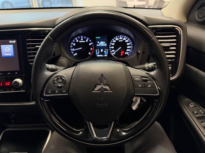 2019 Mitsubishi Outlander ES