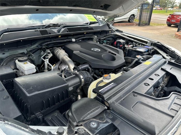 2019 Nissan Navara SL