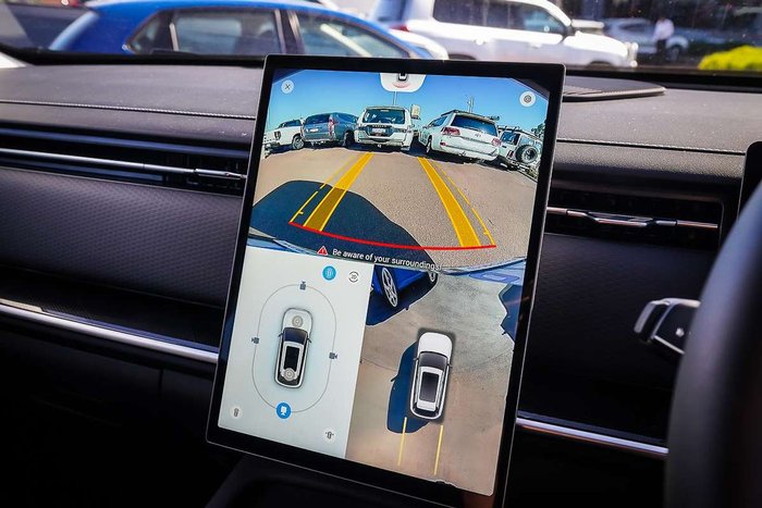 2025 Jaecoo J7 SHS Track