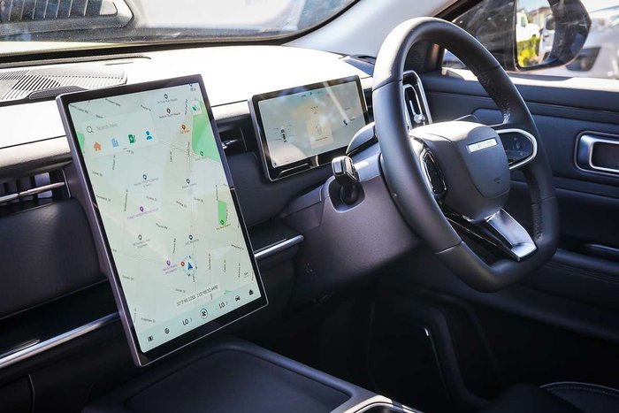 2025 Jaecoo J7 SHS Track