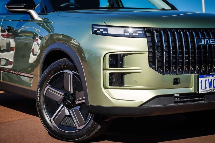 2025 Jaecoo J7 SHS Track