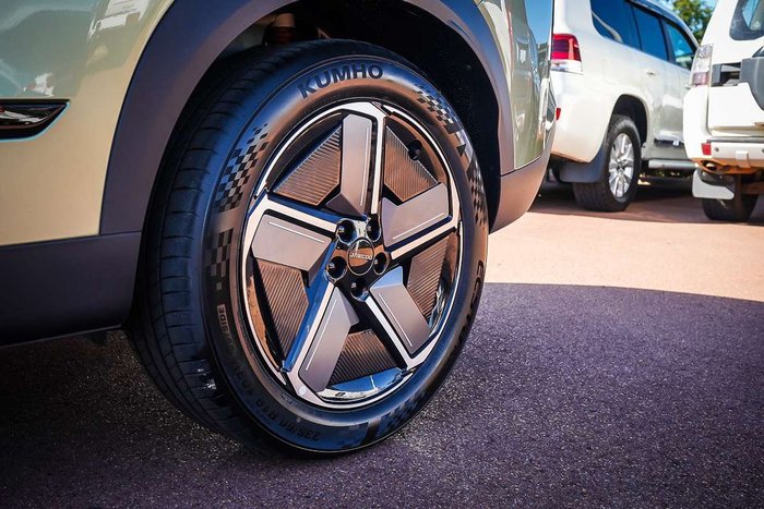 2025 Jaecoo J7 SHS Track