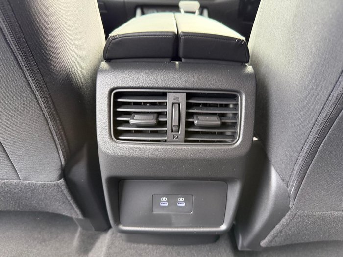 2025 Nissan X-TRAIL ST