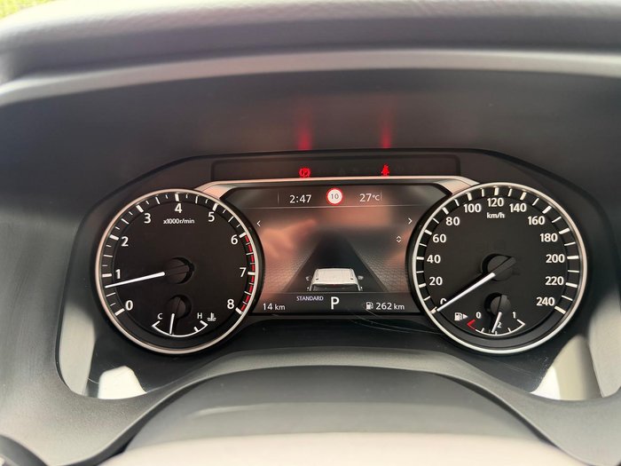 2025 Nissan X-TRAIL ST