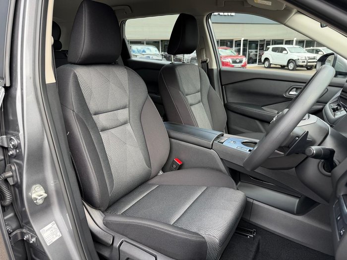 2025 Nissan X-TRAIL ST