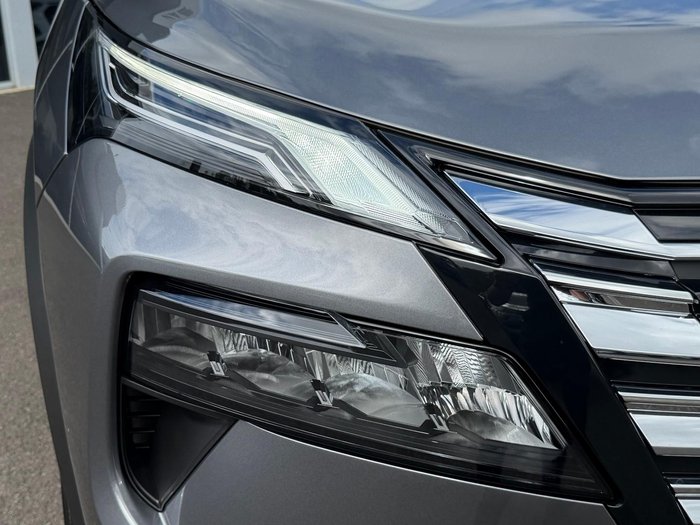 2025 Nissan X-TRAIL ST