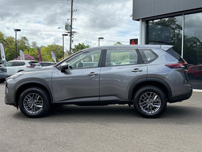 2025 Nissan X-TRAIL ST