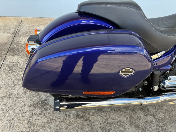 2019 HARLEY-DAVIDSON FLSB SPORT GLIDE Blue