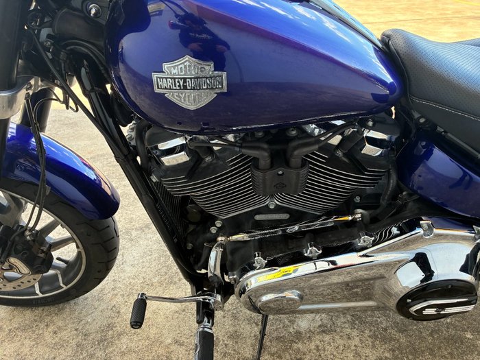 2019 HARLEY-DAVIDSON FLSB SPORT GLIDE Blue