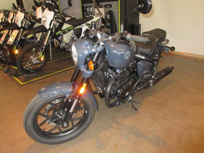 2025 Royal Enfield Shotgun 650 Shotgun Grey