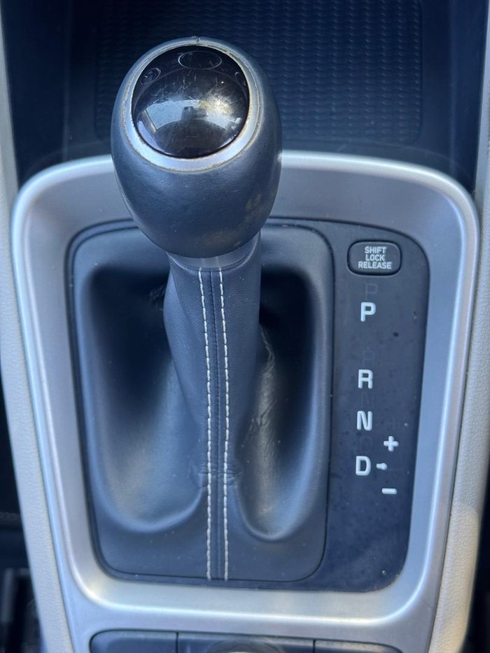 2019 Hyundai Venue Elite QX MY20 The Denim & Chalk White Roof