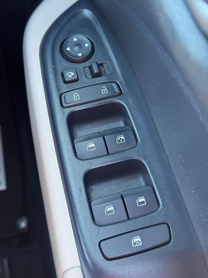 2019 Hyundai Venue Elite QX MY20 The Denim & Chalk White Roof