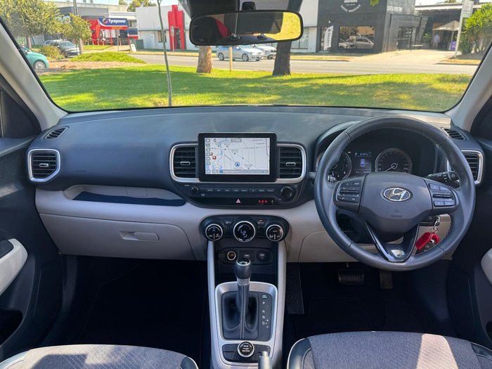 2019 Hyundai Venue Elite QX MY20 The Denim & Chalk White Roof