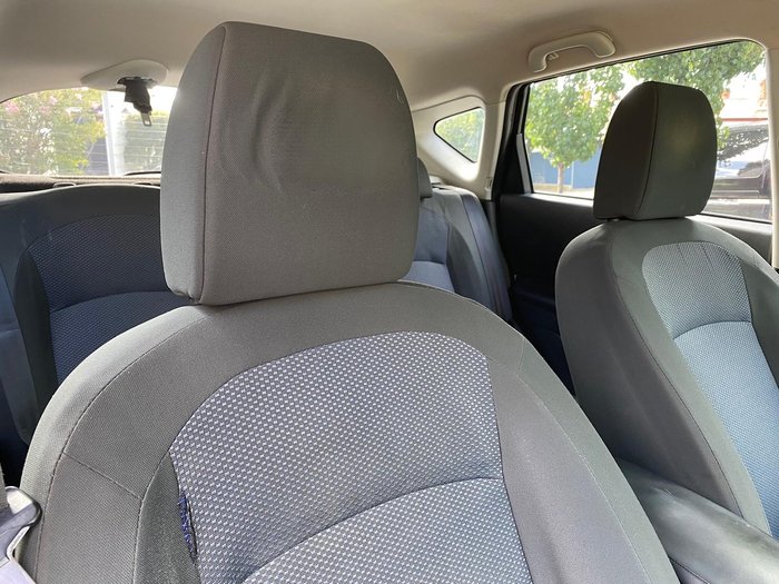 2011 Nissan Dualis ST J10 Series II MY10 Arctic White