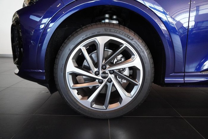 2025 Audi Q5 TFSI 150kW