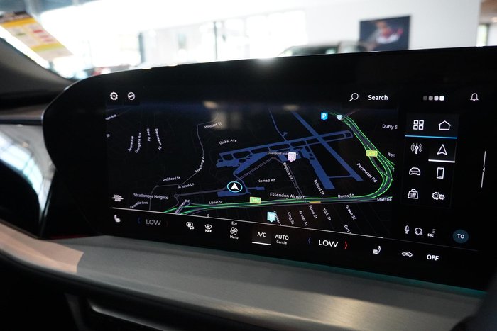 2025 Audi Q5 TFSI 150kW