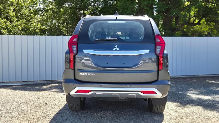 2022 Mitsubishi Pajero Sport GLX