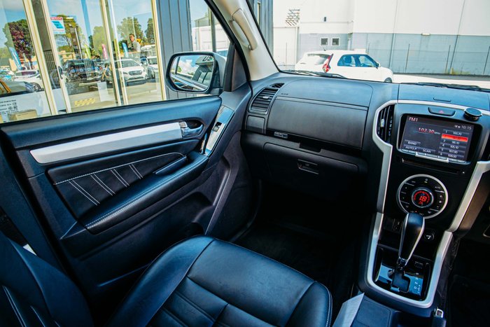 2017 Isuzu MU-X LS-T