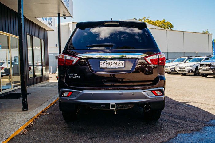 2017 Isuzu MU-X LS-T