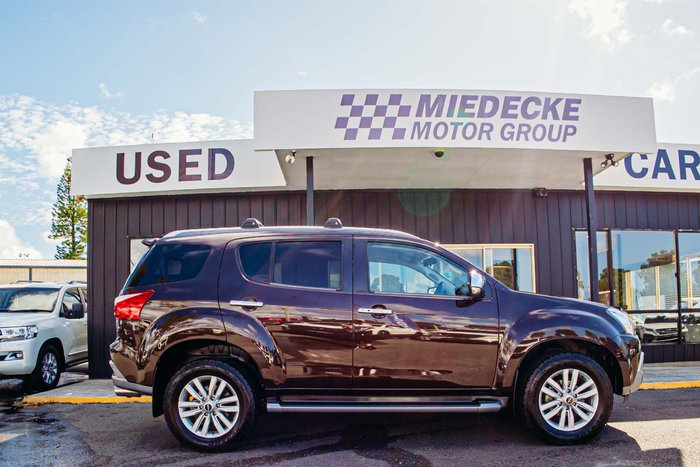 2017 Isuzu MU-X LS-T