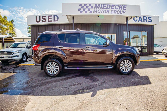 2017 Isuzu MU-X LS-T