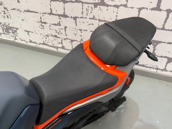 2024 KTM 390 Duke Duke Orange