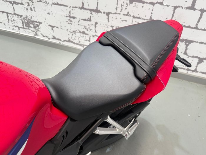 2025 Honda CBR650R ABS CBR 650 Red