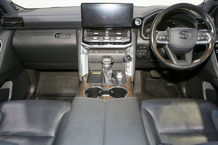 2023 Toyota Landcruiser Sahara