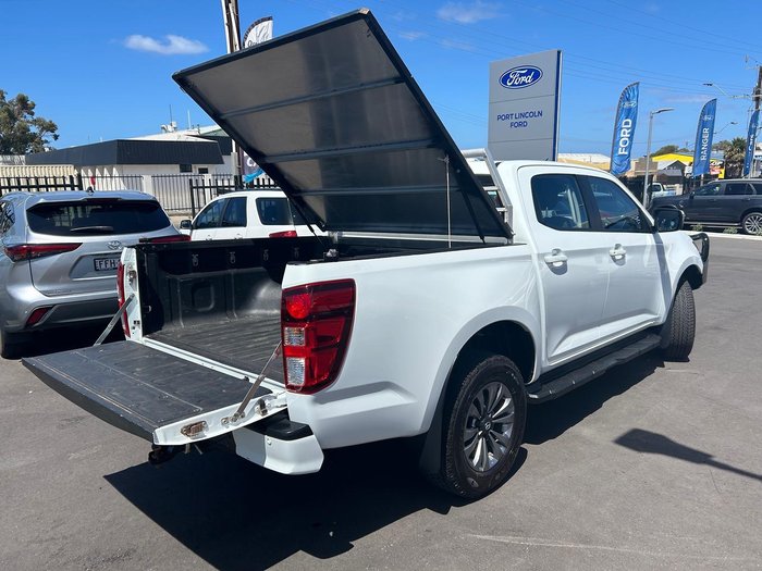 2024 Mazda BT-50 XT