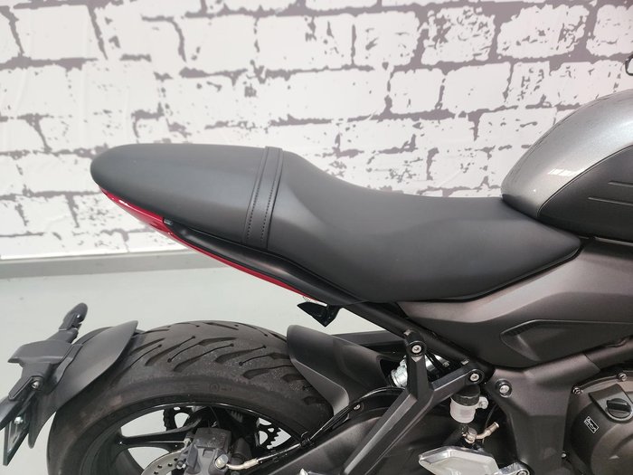 2022 Triumph Trident 660 Trident Silver