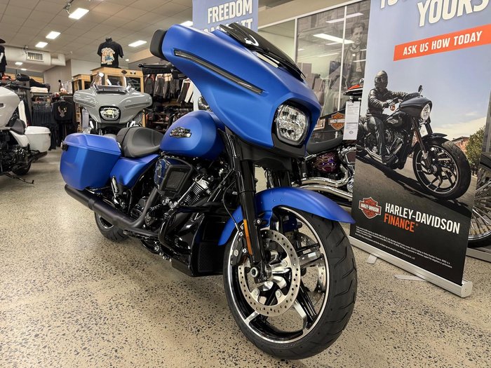 2026 Harley-Davidson Street Glide 117 (FLHX) Touring Blue