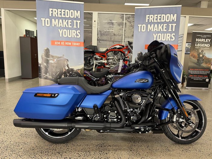 2026 Harley-Davidson Street Glide 117 (FLHX) Touring Blue