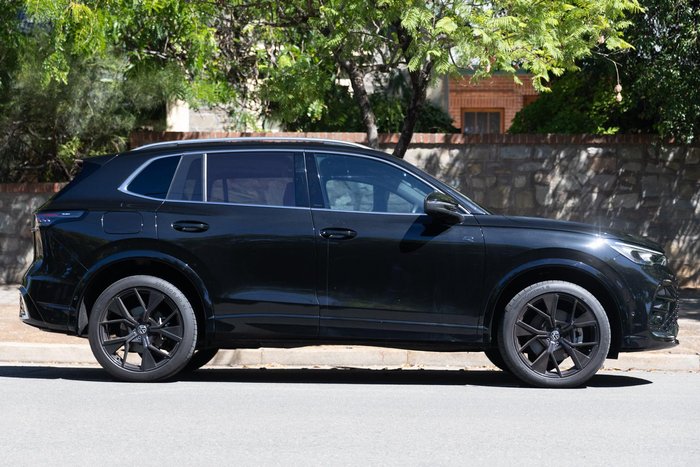 2025 Volkswagen Tiguan 195TSI R-Line