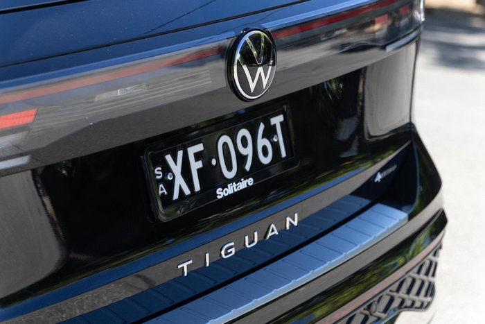 2025 Volkswagen Tiguan 195TSI R-Line