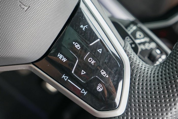 2023 Volkswagen Touareg R