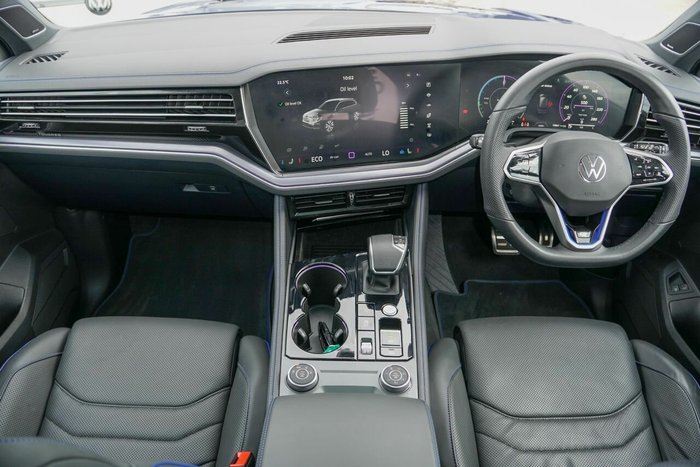 2023 Volkswagen Touareg R