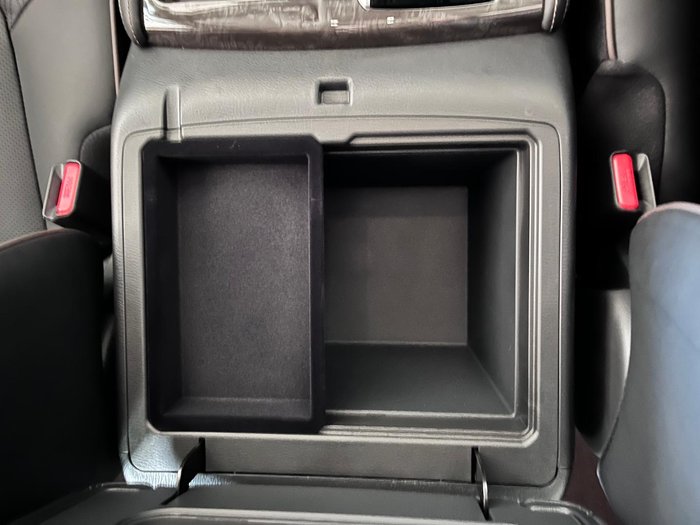 2025 Nissan Patrol Ti