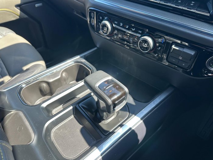 2025 Chevrolet Silverado 1500 ZR2 W/Tech Pack