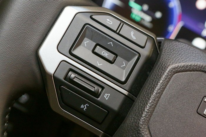 2025 Toyota Landcruiser Prado VX